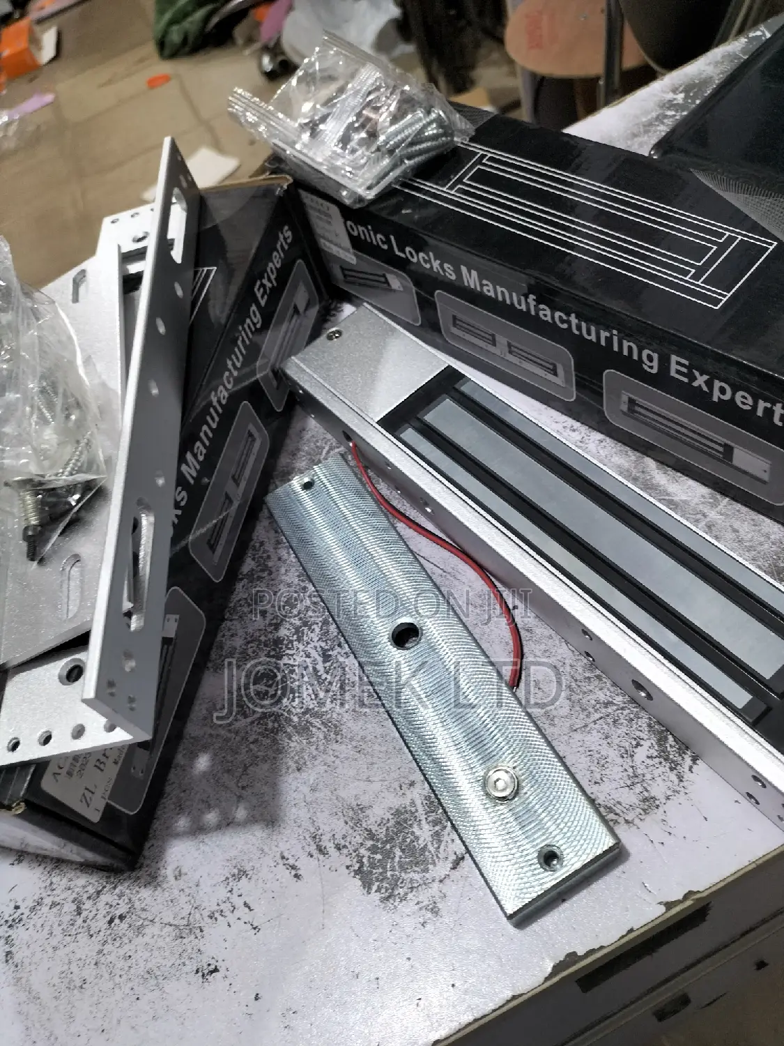 Single Door Magnetic Lock With 280kg Holding Force