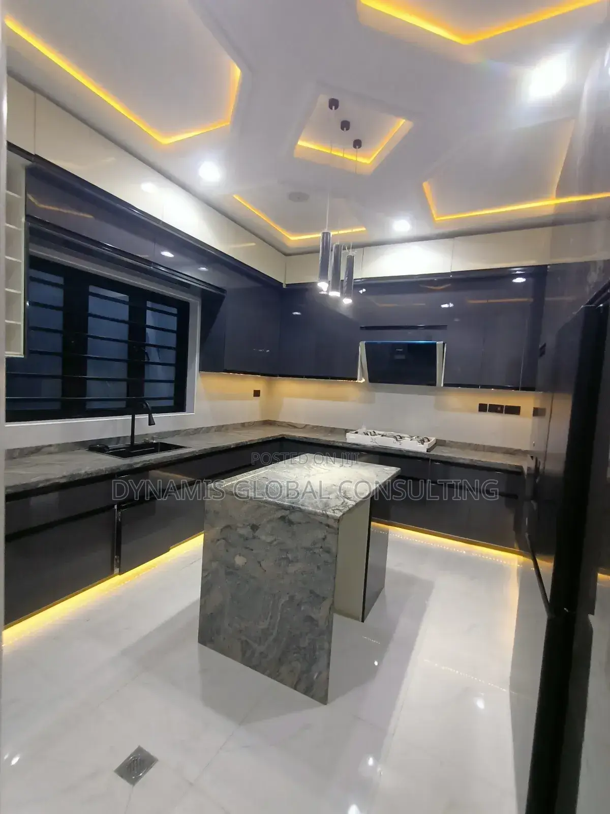 Furnished 5bdrm Duplex in Bamingtion Estate for sale