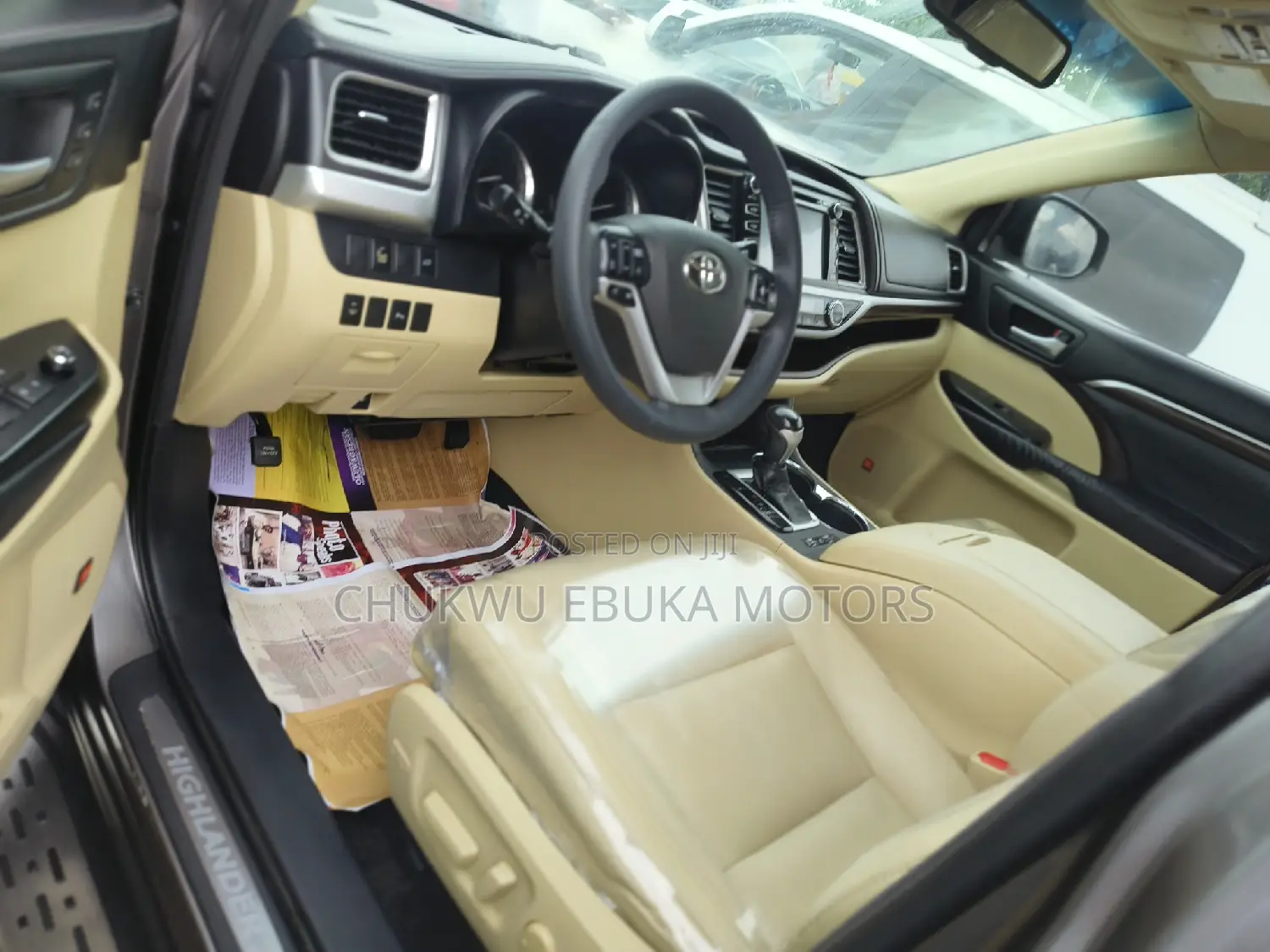 Toyota Highlander Limited 4x4 V6 (3.5L 6cyl 8A) 2017 Gray