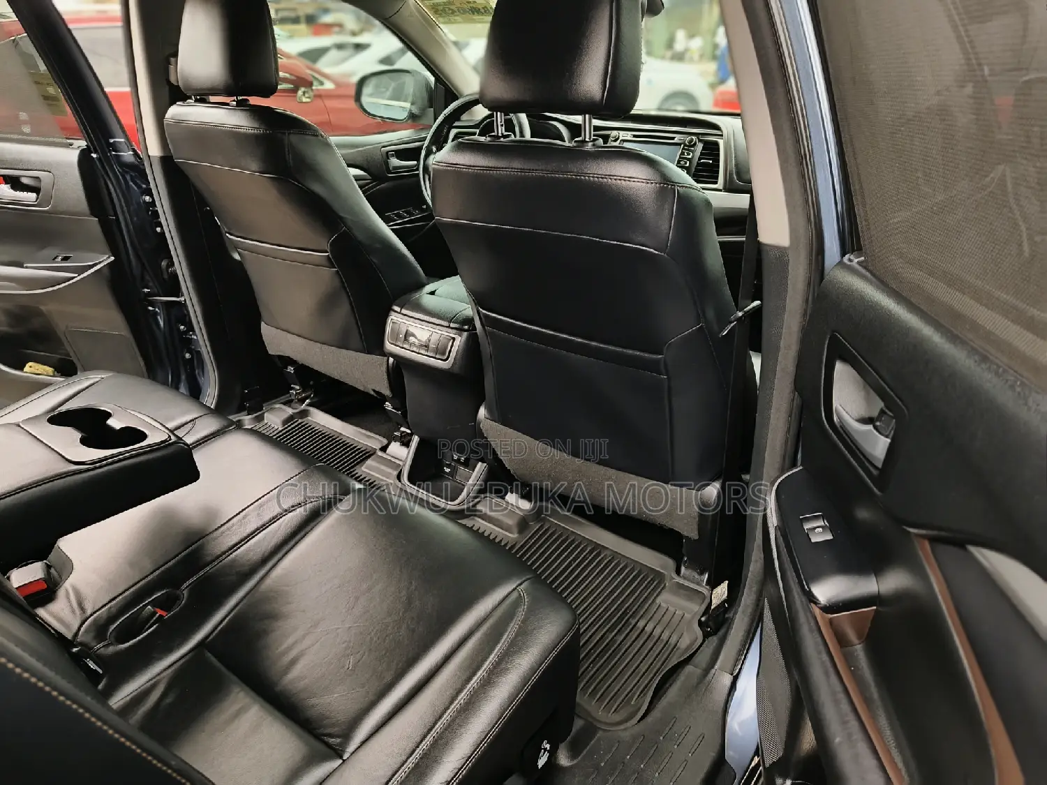 Toyota Highlander XLE 4x4 V6 (3.5L 6cyl 8A) 2018 Blue