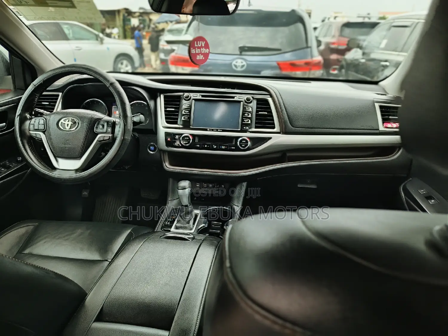 Toyota Highlander XLE 4x4 V6 (3.5L 6cyl 8A) 2018 Blue