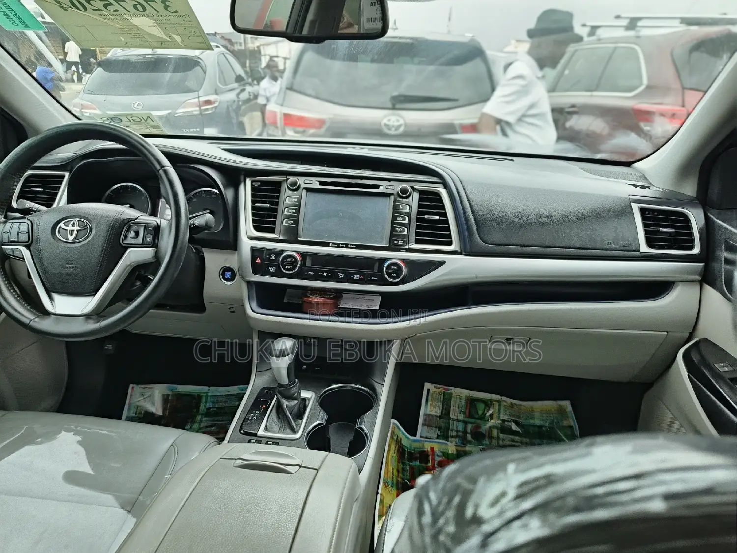 Toyota Highlander XLE 4x4 V6 (3.5L 6cyl 8A) 2017 Blue