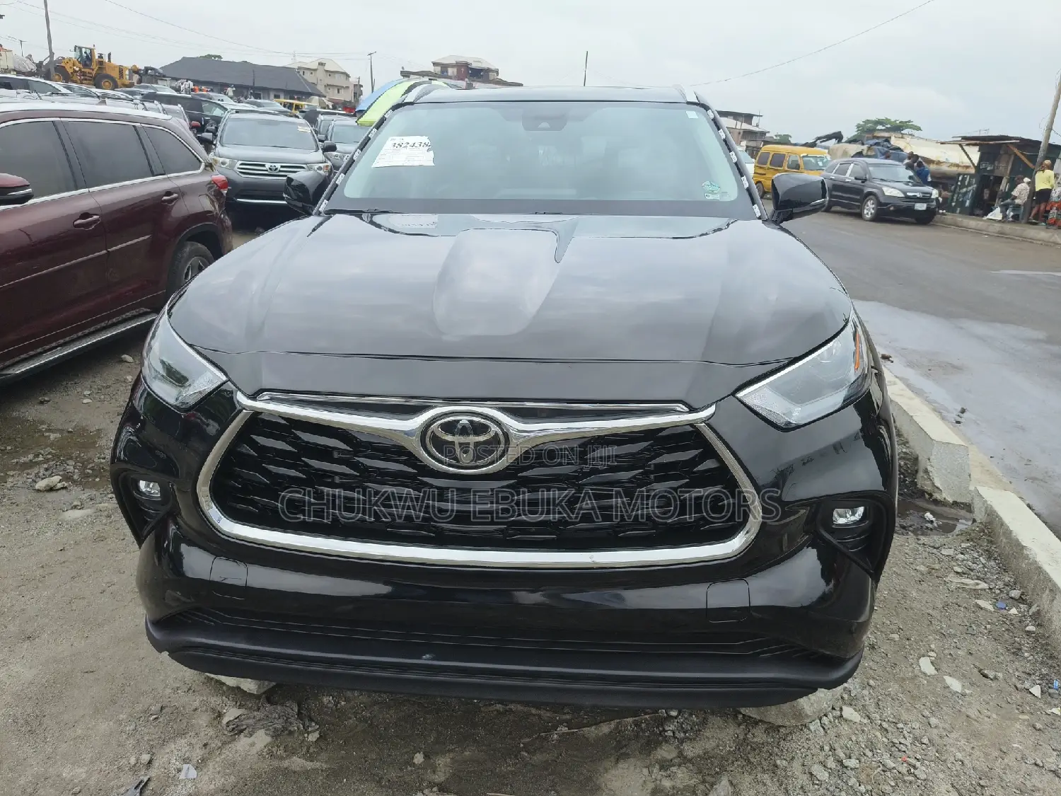 Toyota Highlander XLE 2022 Black