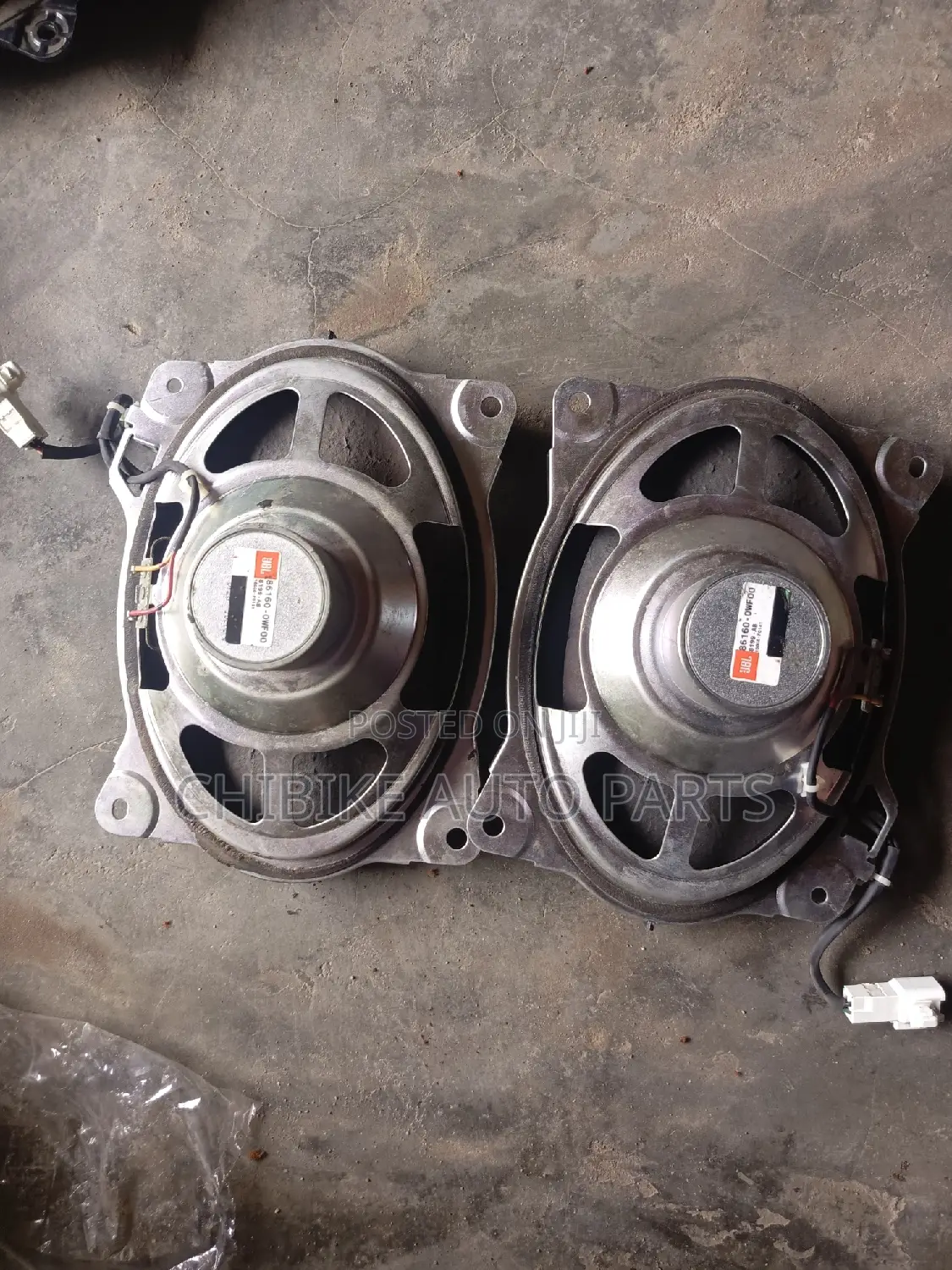 Tokubo Back Speaker Camry Jbl Woofer