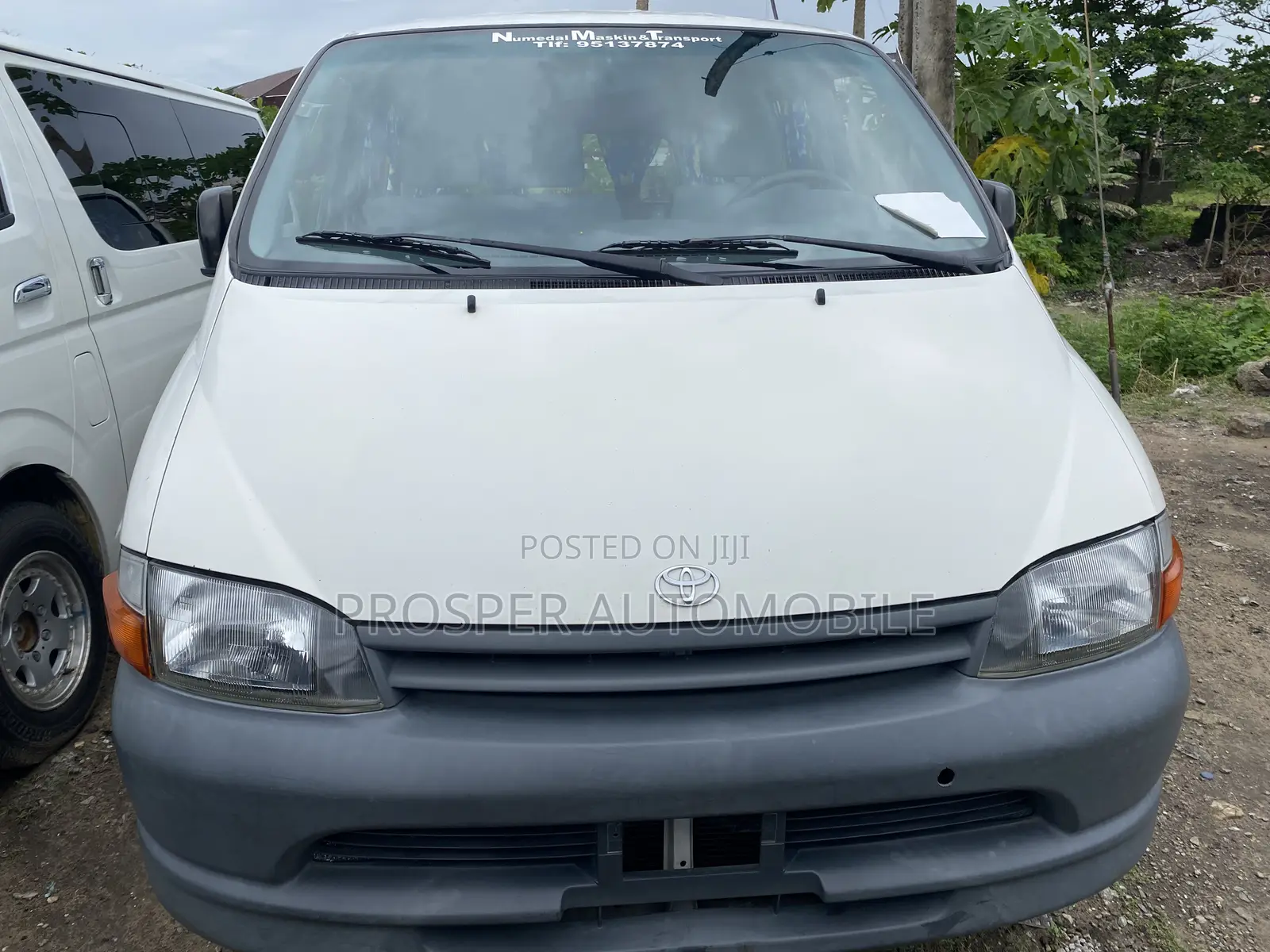 Toyota Grand HiAce 2007 White