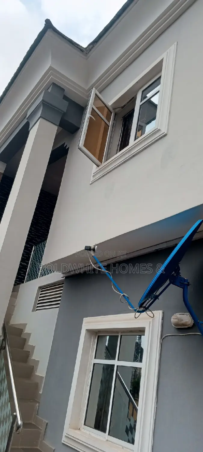 2bdrm Block of Flats in Williams Estate, Oke-Ira / Ogba for sale