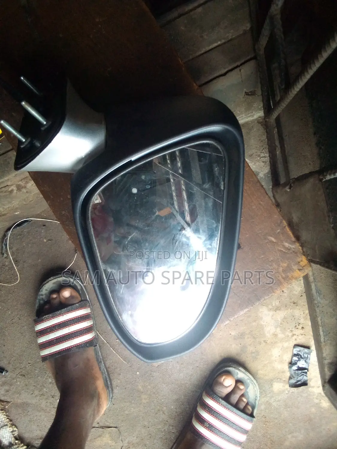 Toyota Venza Side Mirror 2012 Model