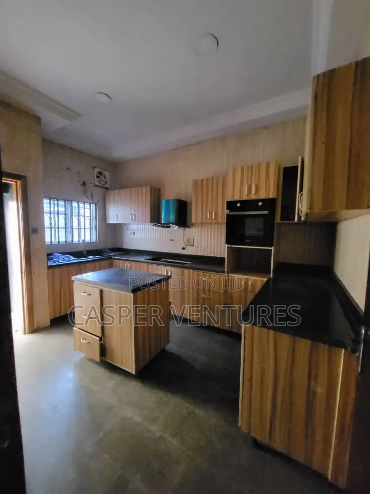 1bdrm Shared Apartment in Chevy View, Chevron for rent