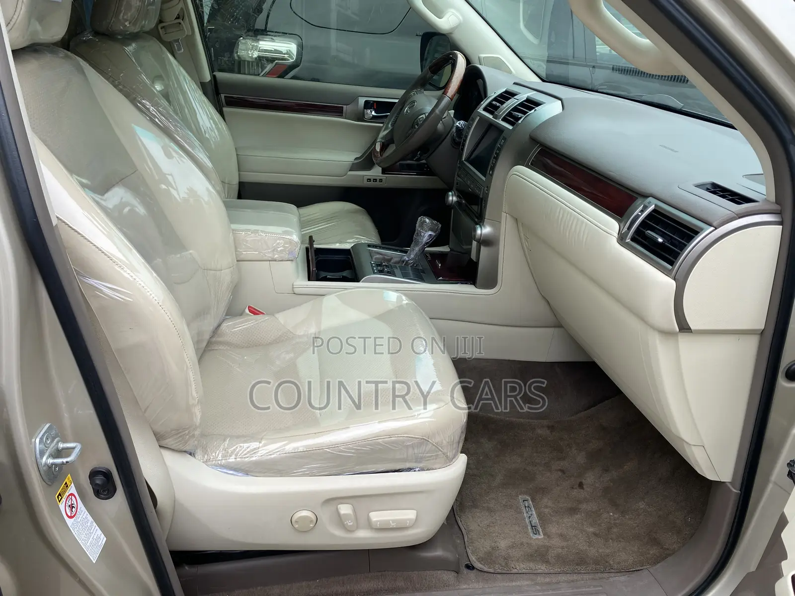 Lexus GX 460 2012 Gold