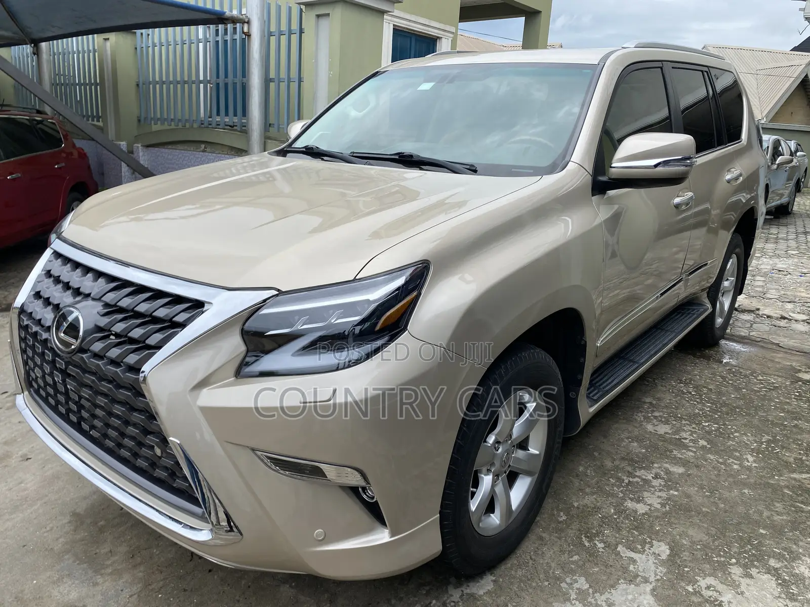 Lexus GX 460 2012 Gold