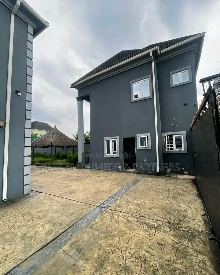 6bdrm Duplex in Mercyland Extension for sale
