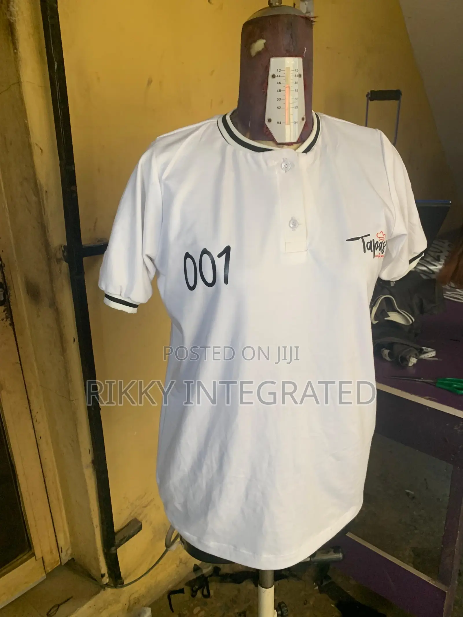 Active Polo Wears,Uniforms for Your Dynamic Team