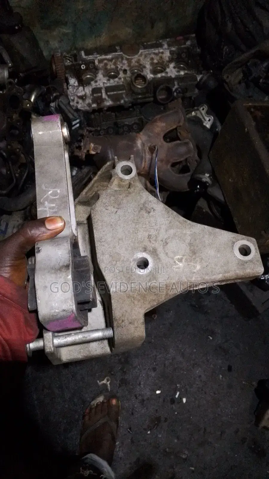 Upper Engine Seat Volvo 3.2 S80,XC60,XC90
