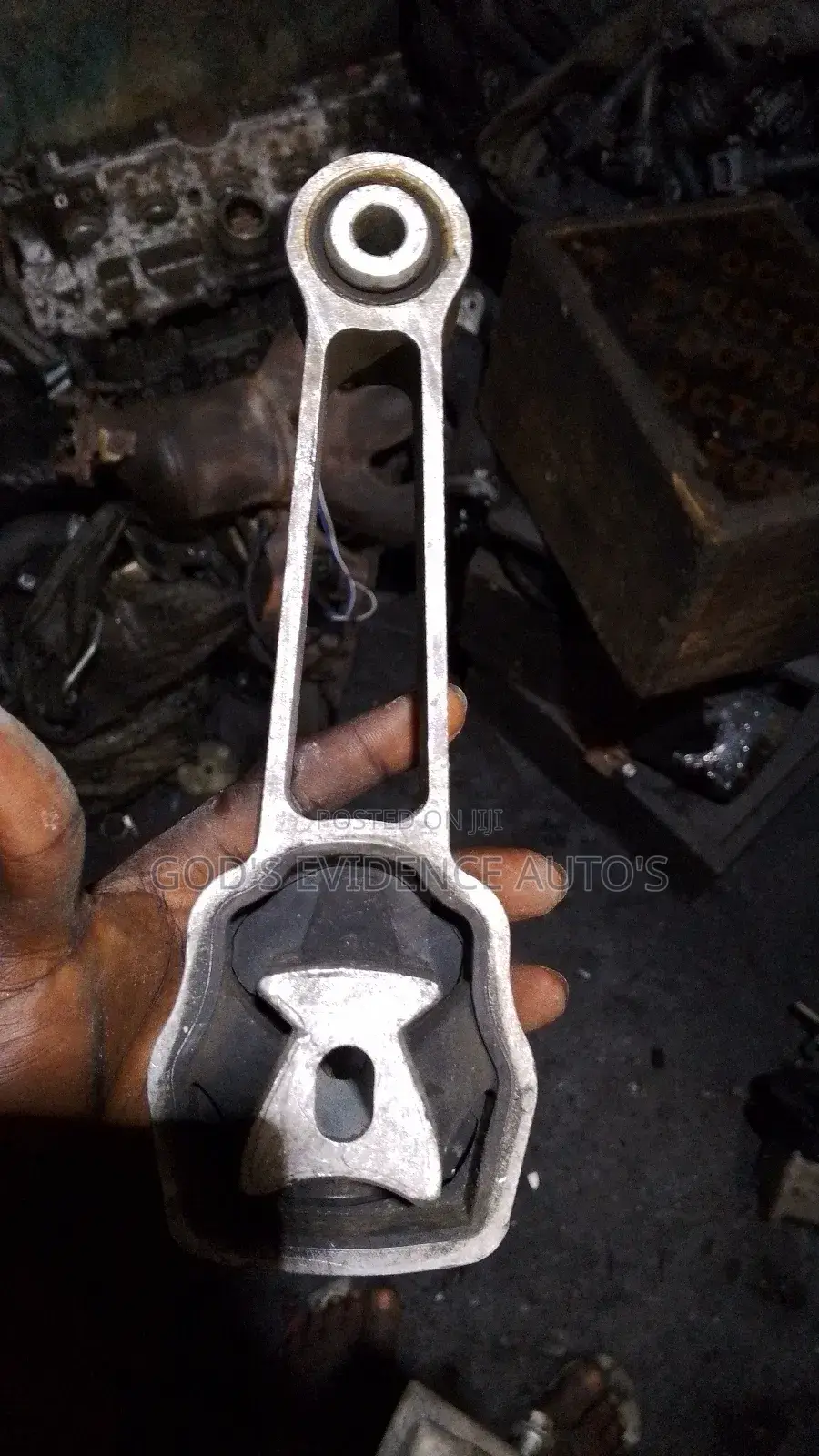 Upper Engine Seat Volvo 3.2 S80,XC60,XC90