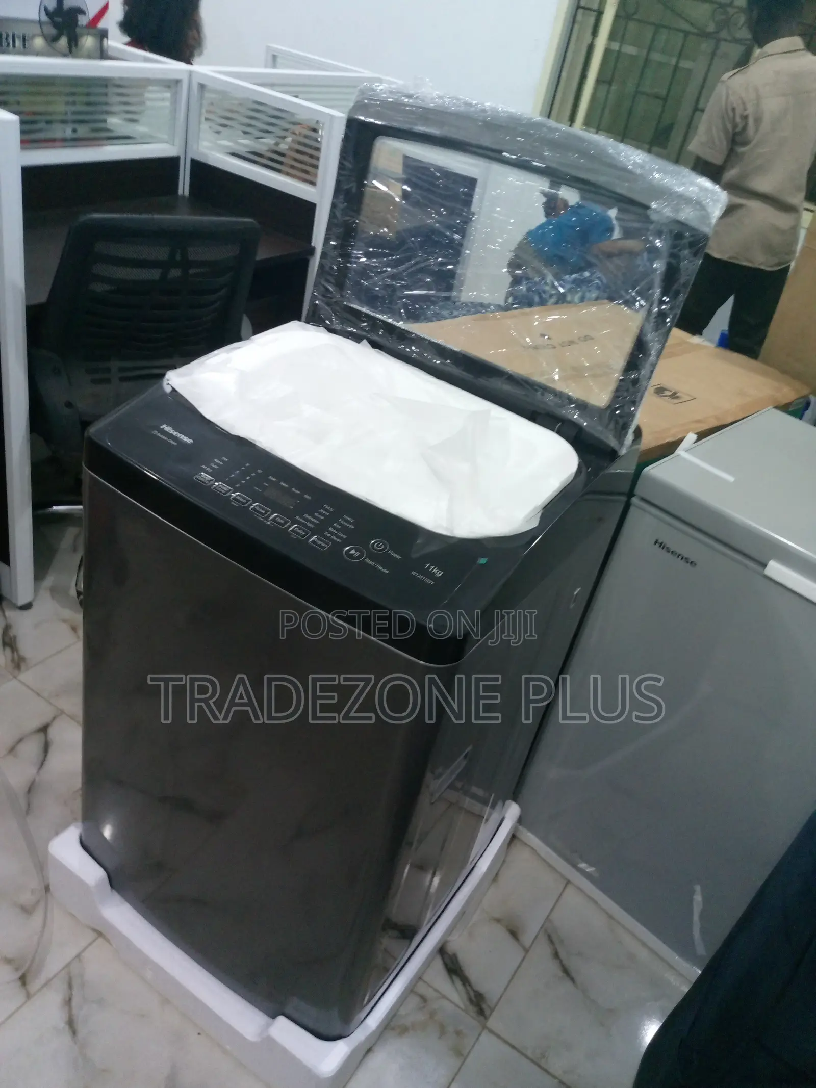 10.5kg Hisense Top Load Wash Machine Wtja1102 Silver
