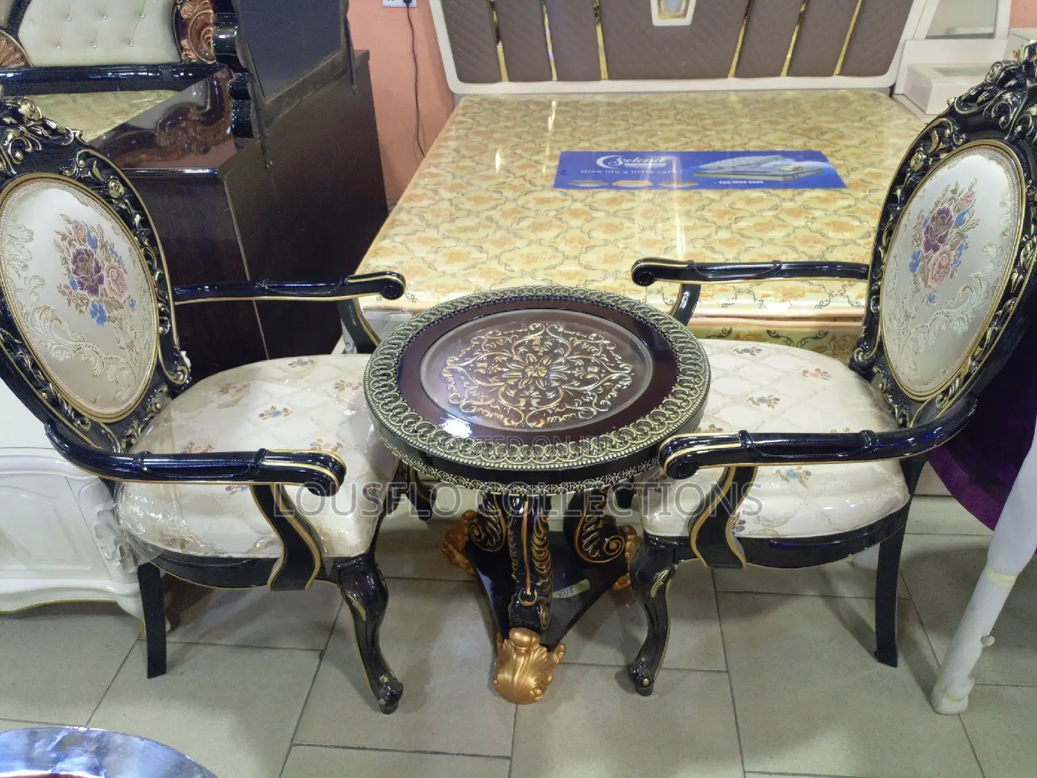 Your Italian Royal You and Me Coffee Dinning Seating