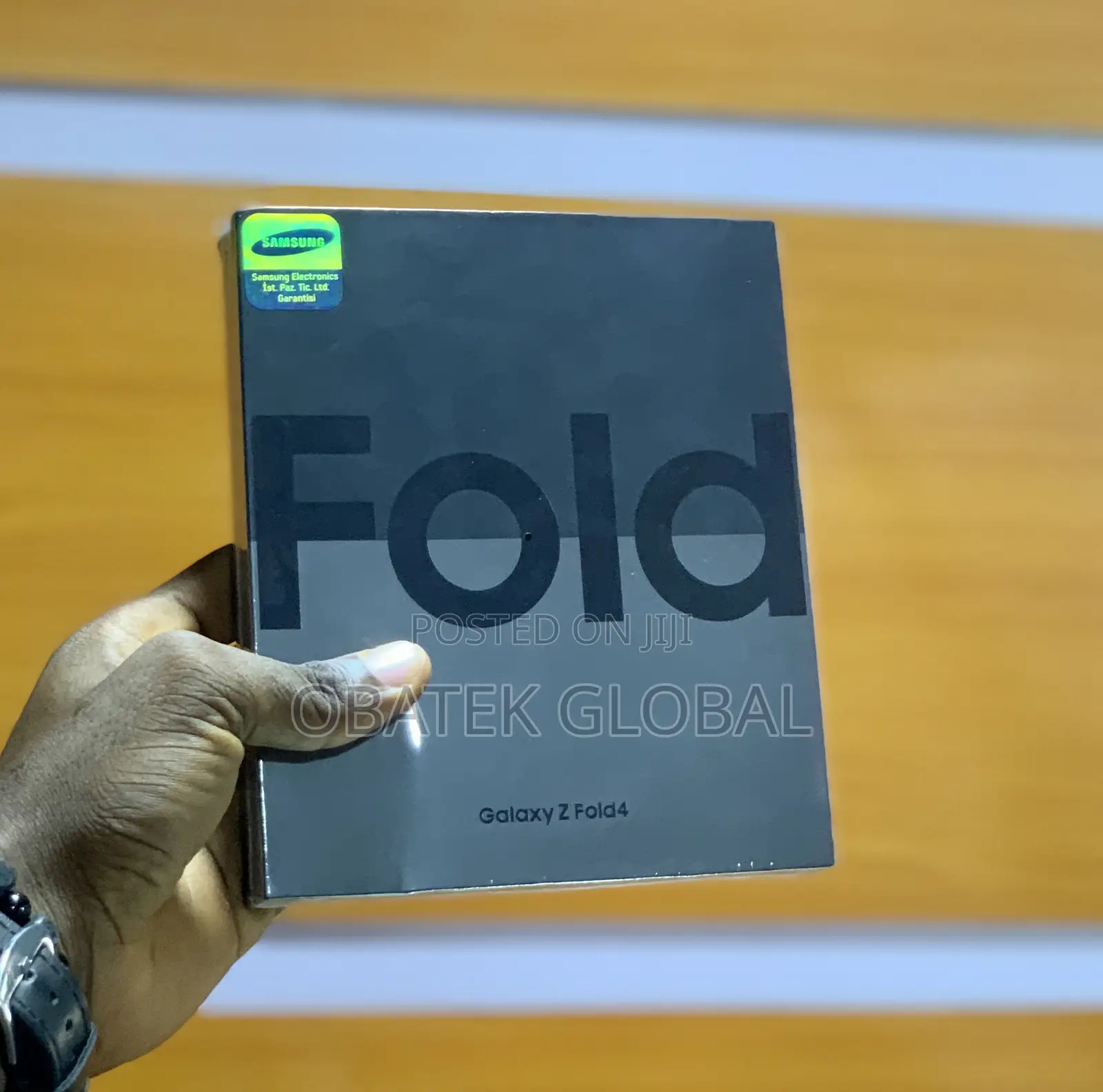 New Samsung Galaxy Z Fold4 256 GB Black