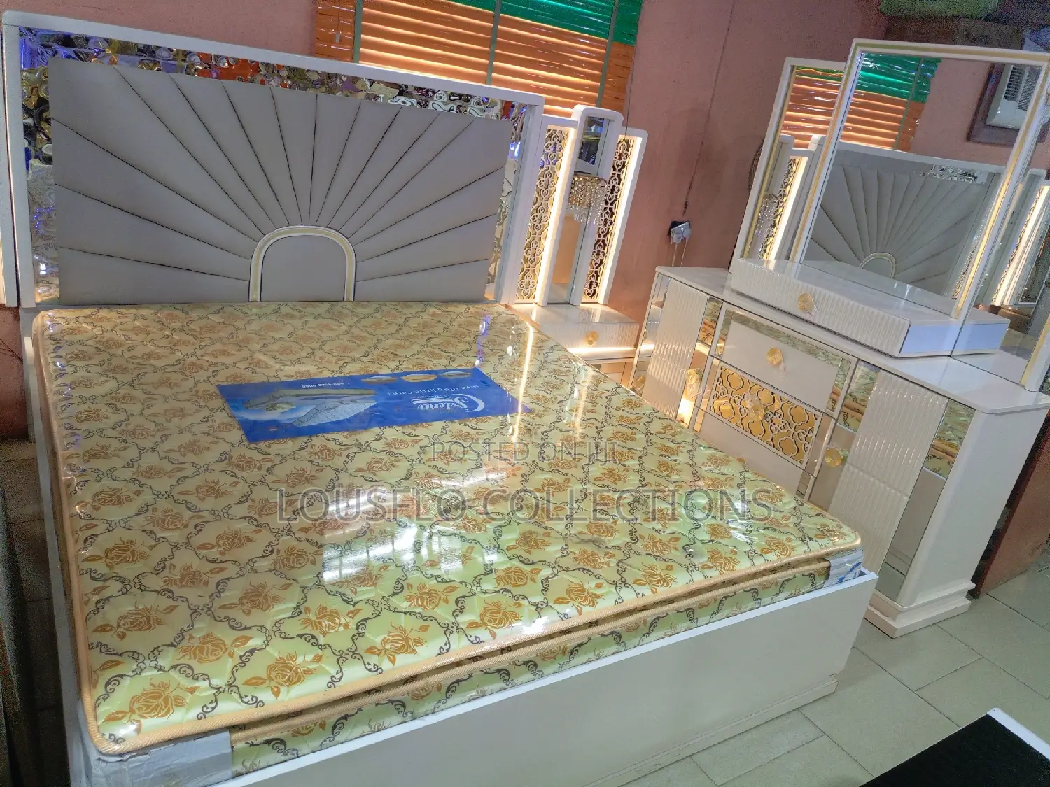 Turkish Quality Bed With Conso and Mirror