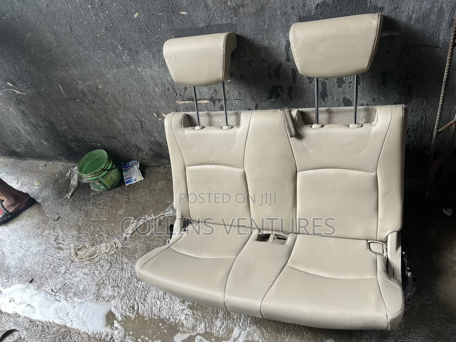 Complete Seat Toyota Highlander 2005-06 Available Direct