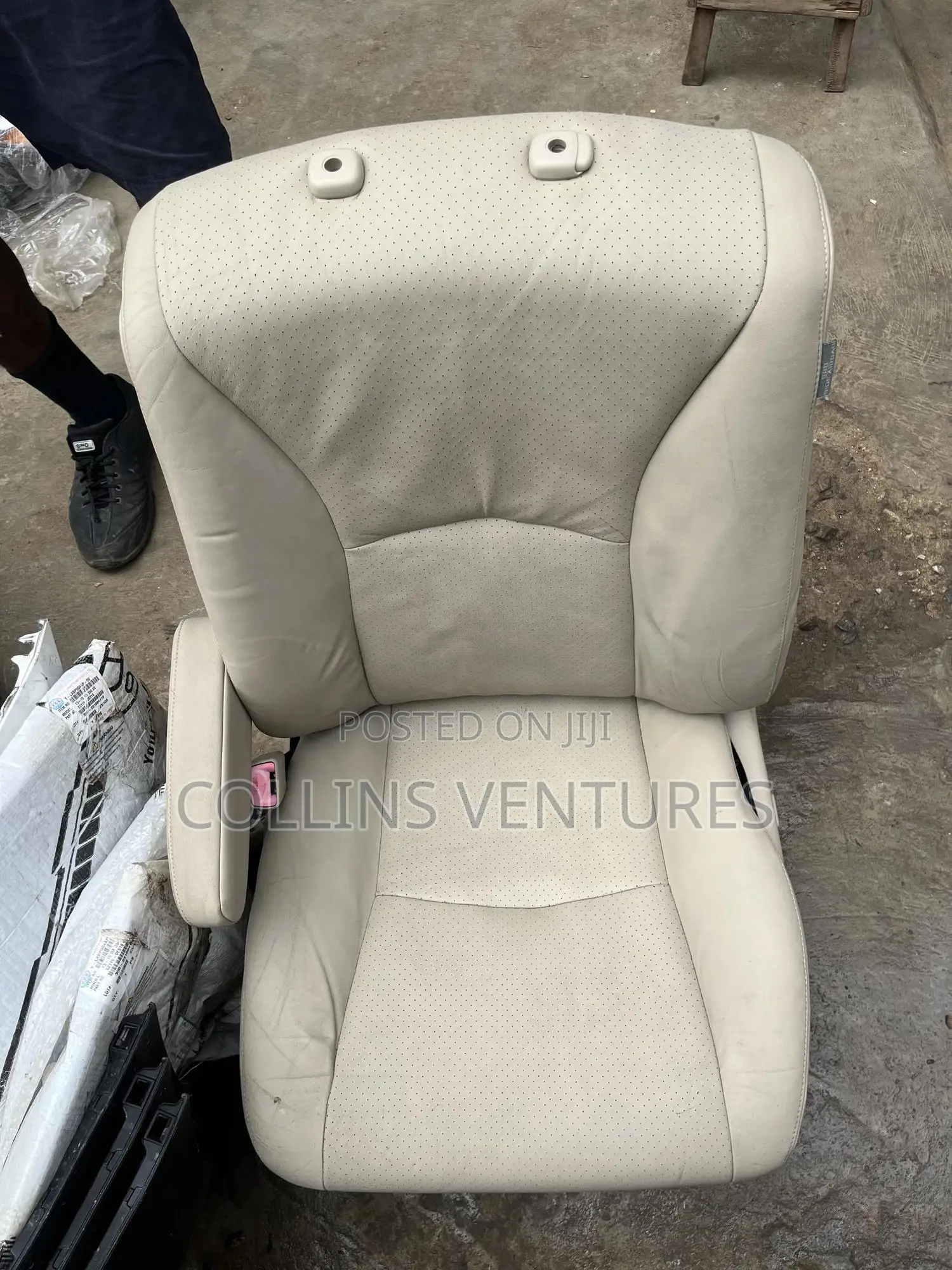 Complete Seat Toyota Highlander 2005-06 Available Direct