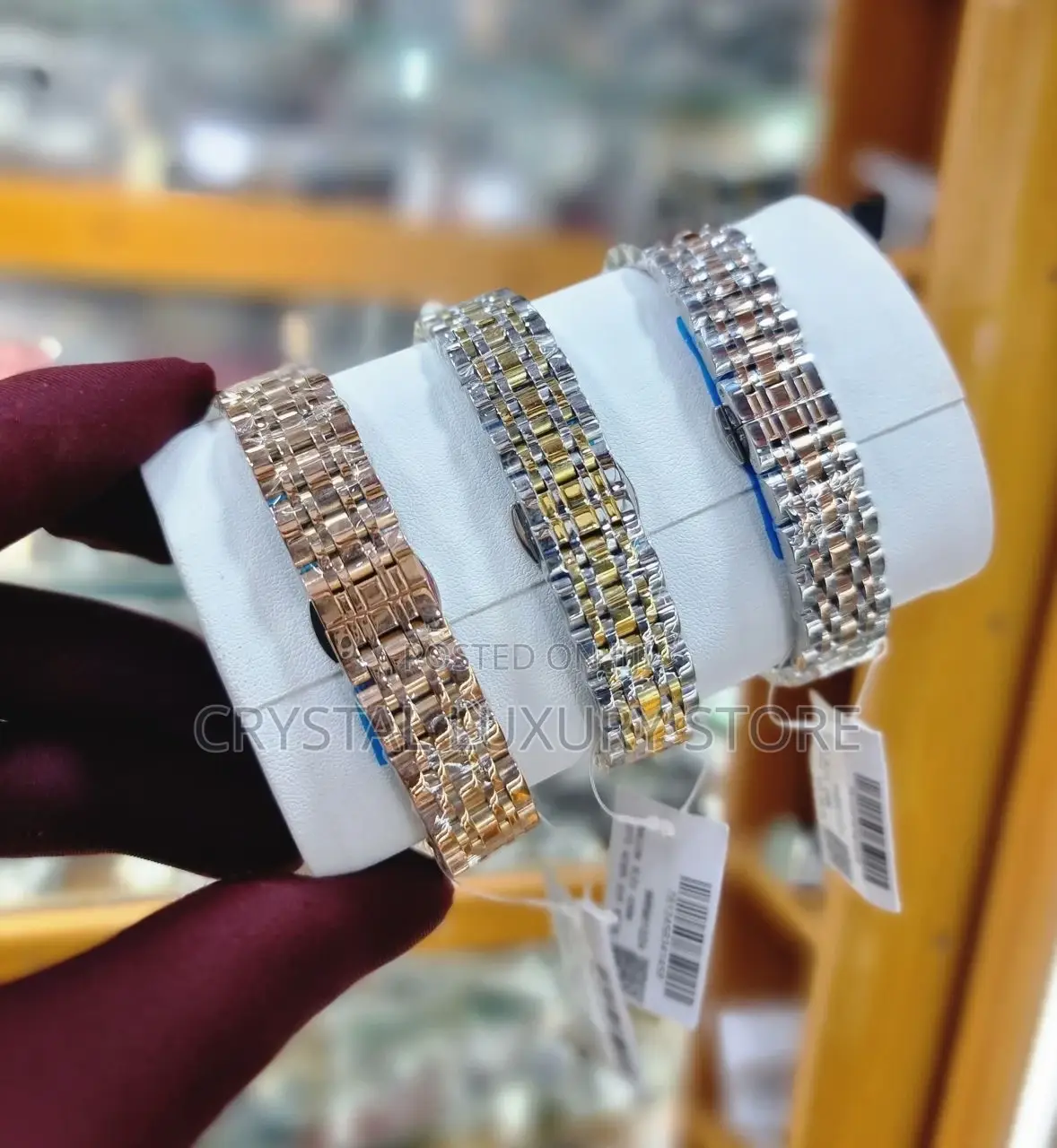 Affordable Cartier Ladies Chain Wristwatch