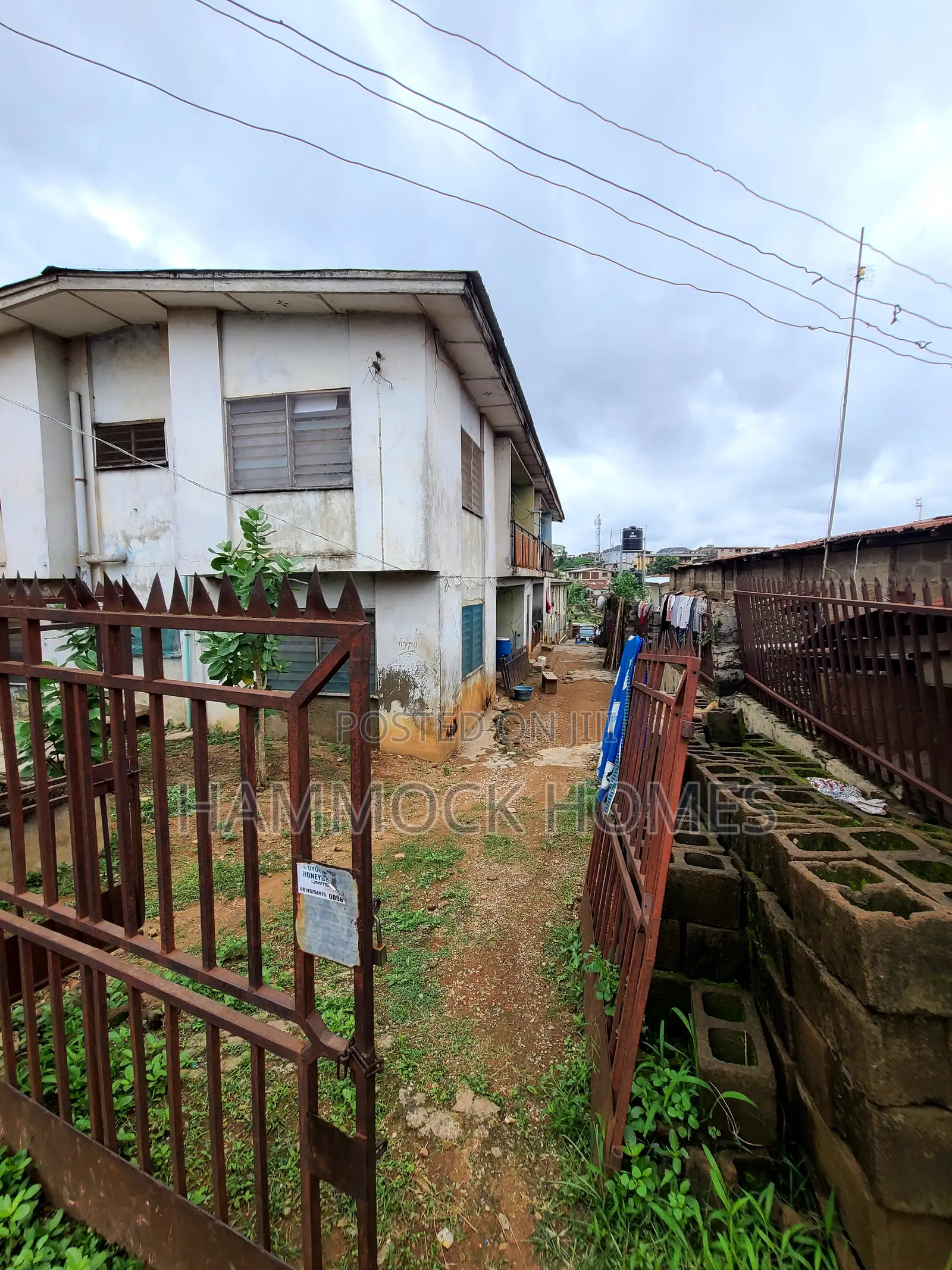 Investment 4 Flats of 2-Bedroom at Orogun, U.I Area,Ibadan.