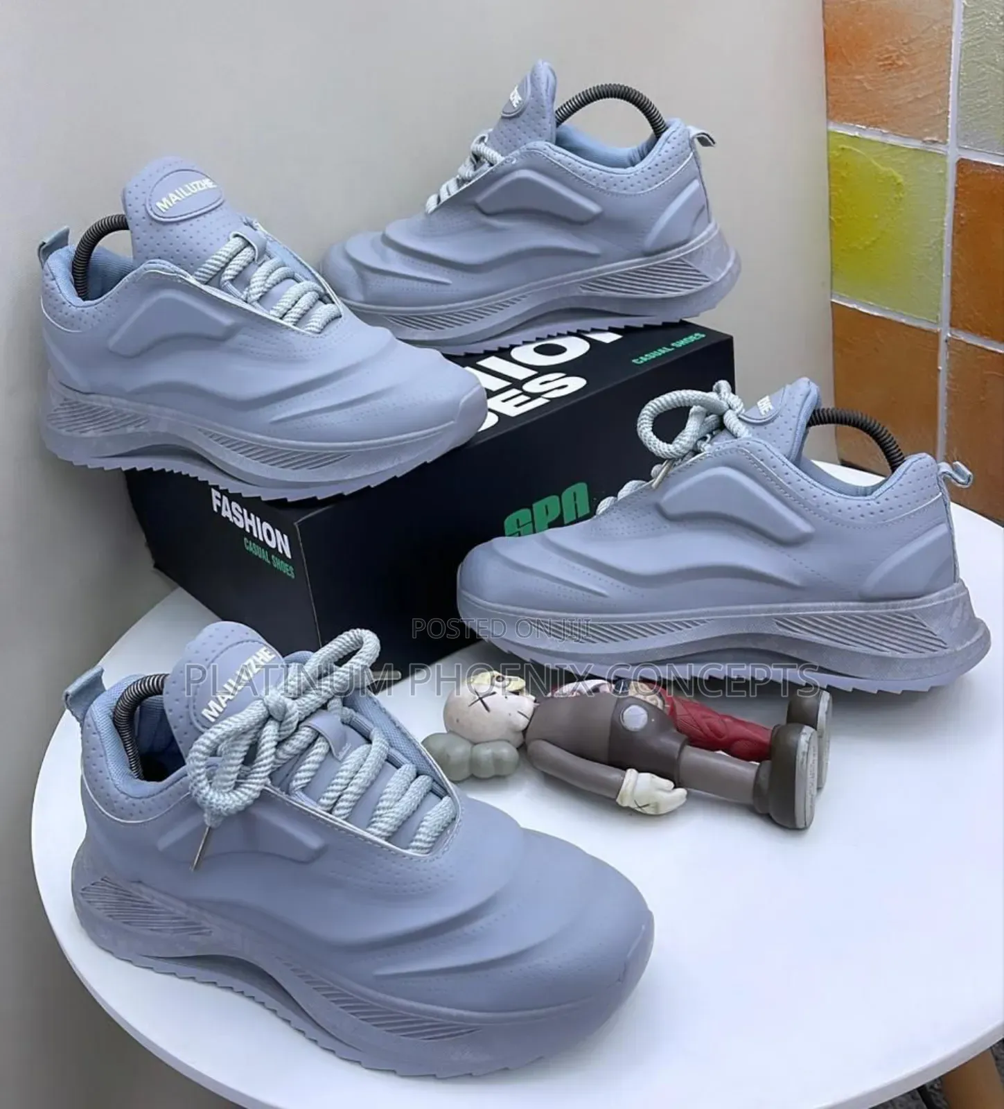 High Quality Mailuzhe Sneakers (Full Boxed)
