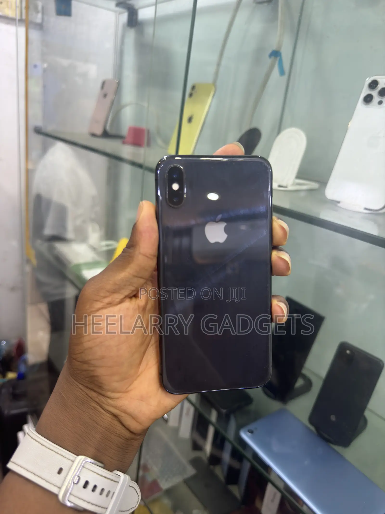 Apple iPhone X 64 GB Black