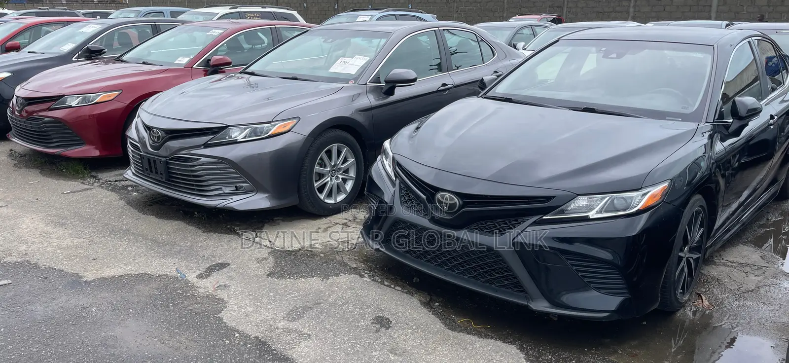 Toyota Camry SE (2.5L 4cyl 8A) 2019 Black