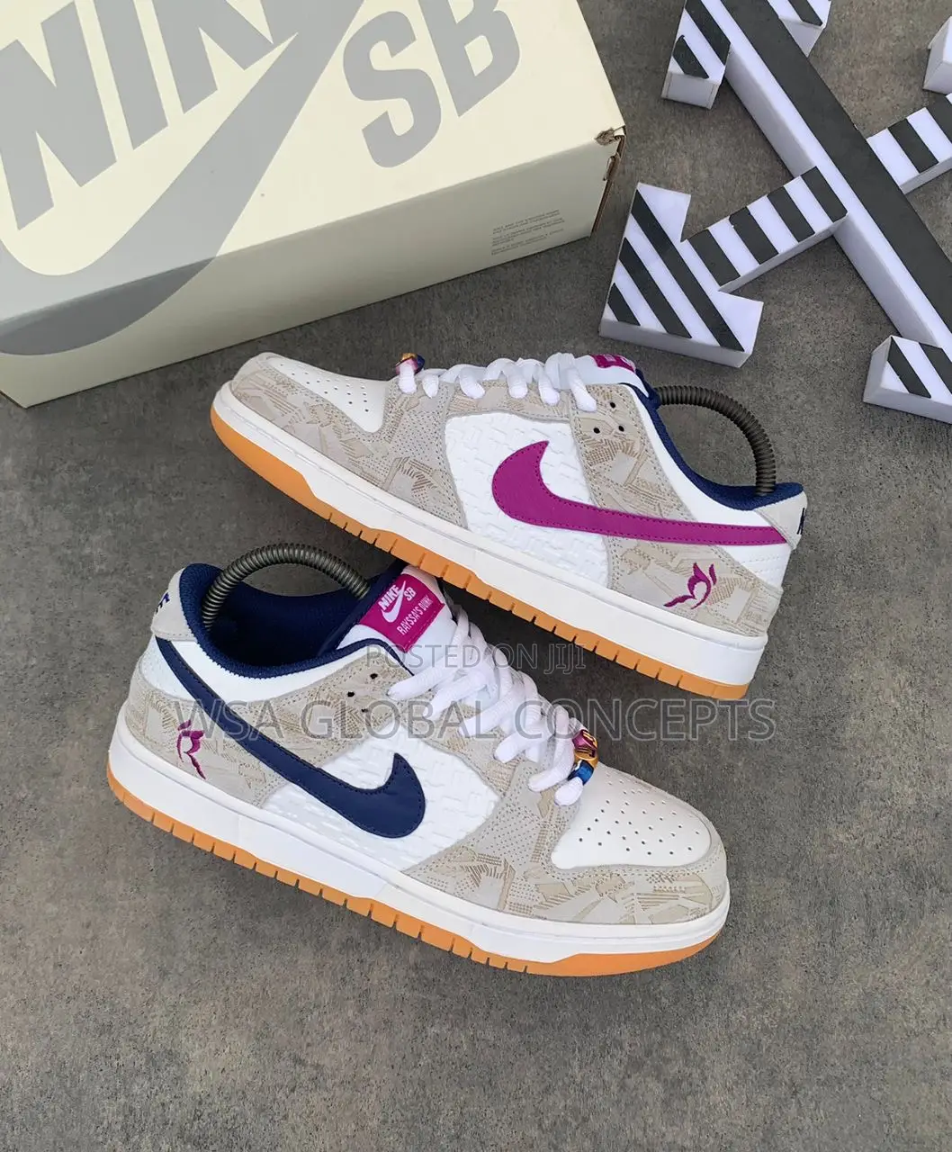 Nike Sb Dunk Low Rayssa Leal Sneakers