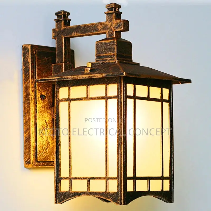 Modern Outdoor Wall Lamp