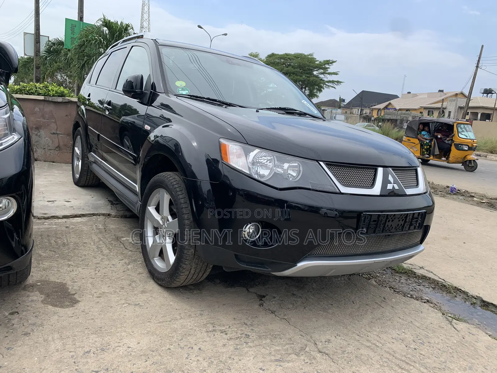 Mitsubishi Outlander 2012 Matt Black