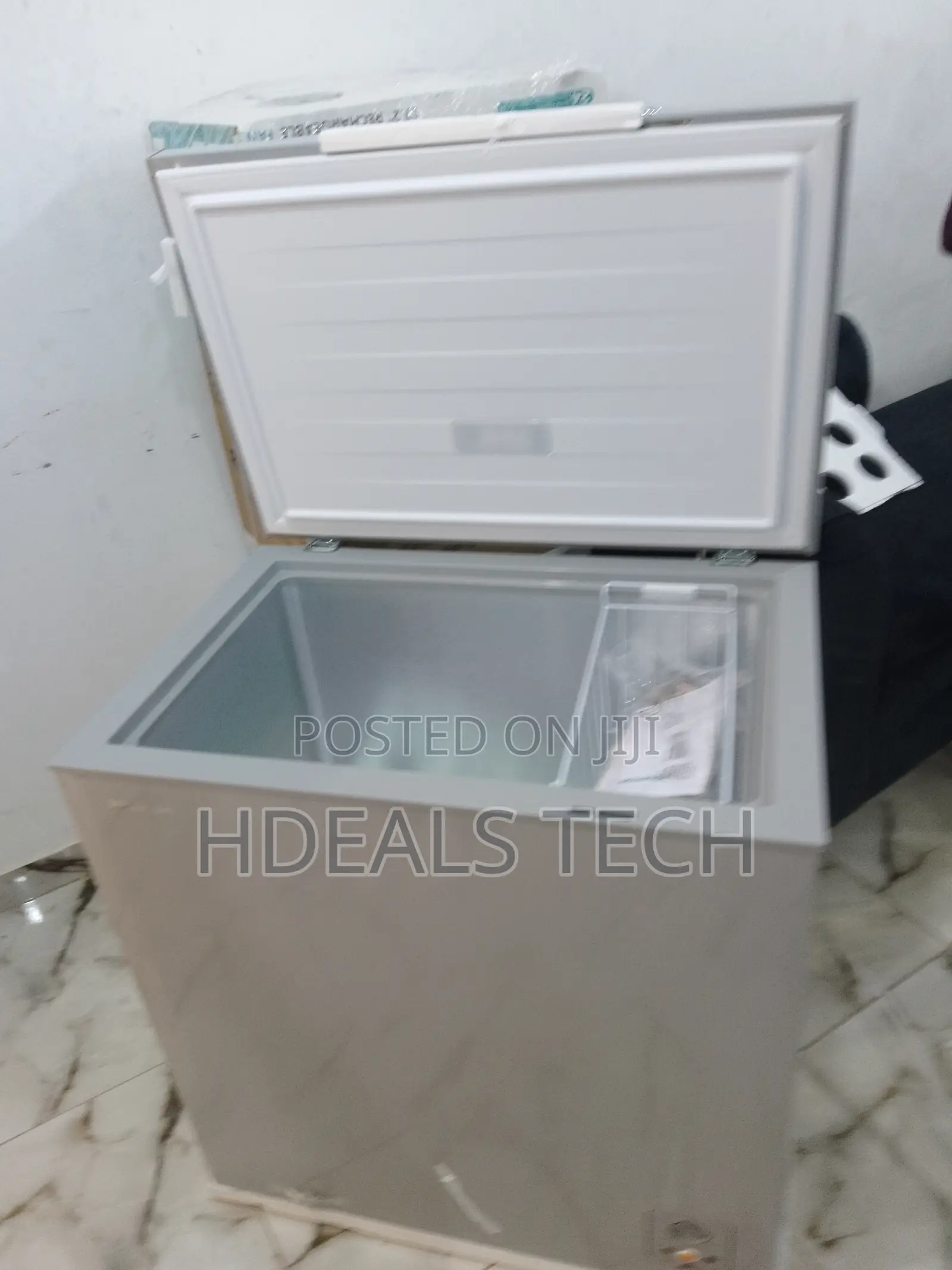 198 Litres Chest Freezer (FC 260SH) - Hisense.
