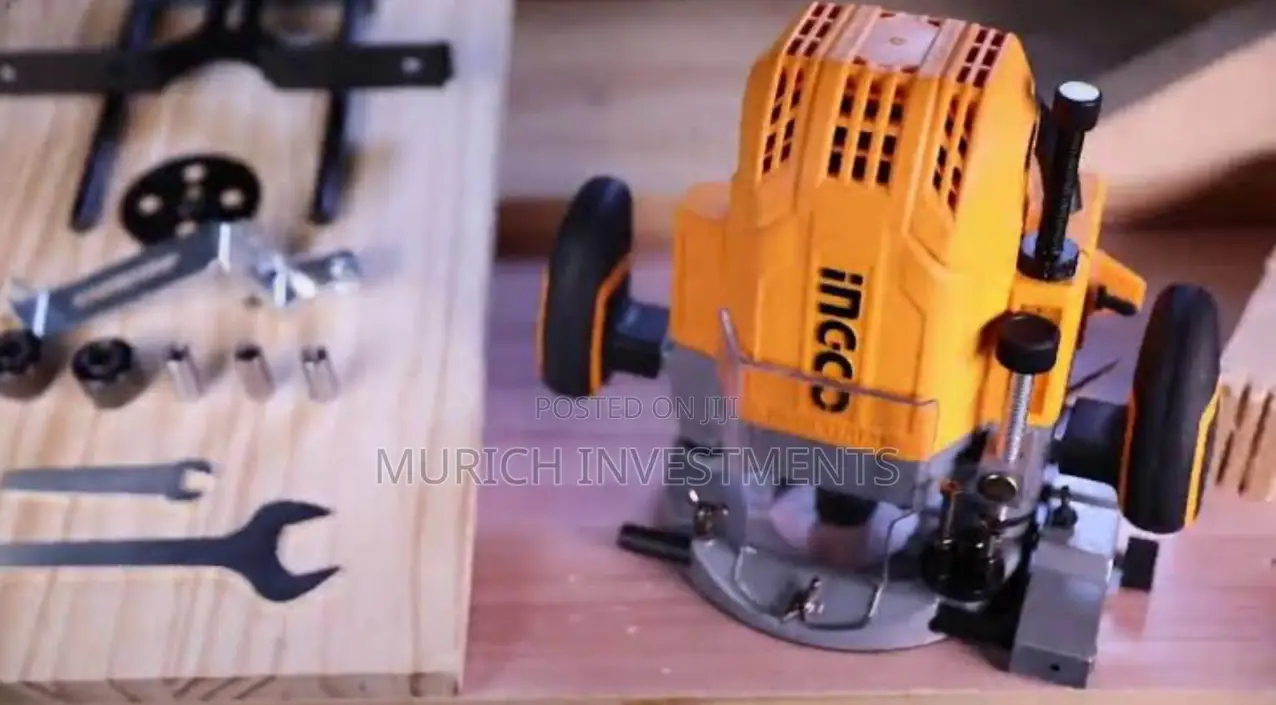 INGCO 6/8/12 Mm 1600 Watt Electric Plunge Router RT160028