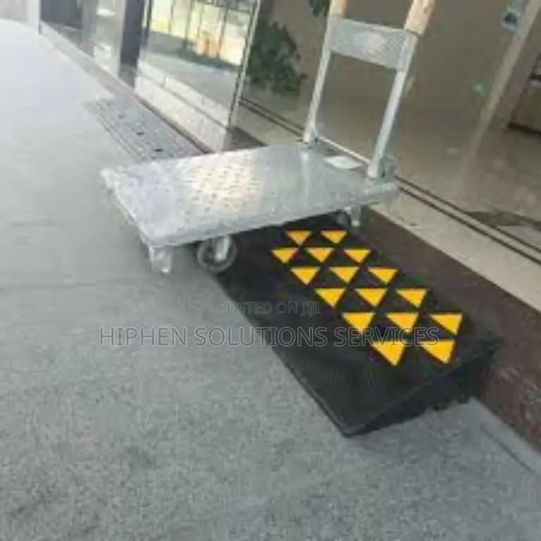 Reflective Kerb Ramp | Heavy Duty Rubber