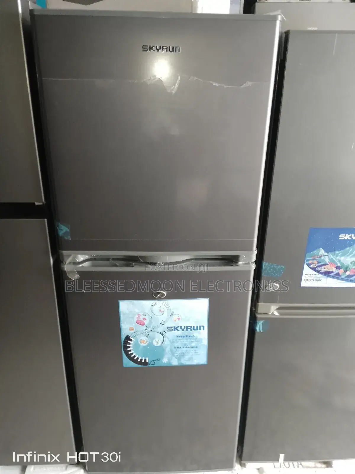 Skyrun Inverter Standing Fridge Bigger Freezer Compartment