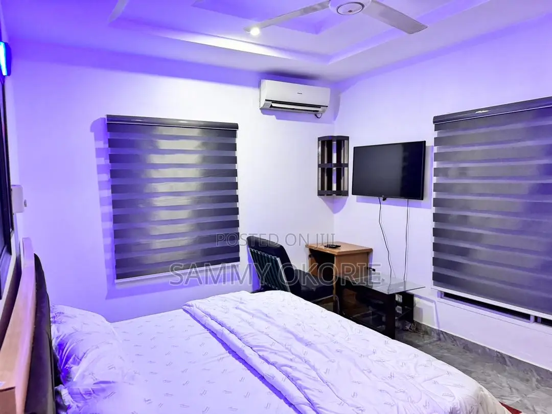 Suberp 3 Bedroom Alone in Compound