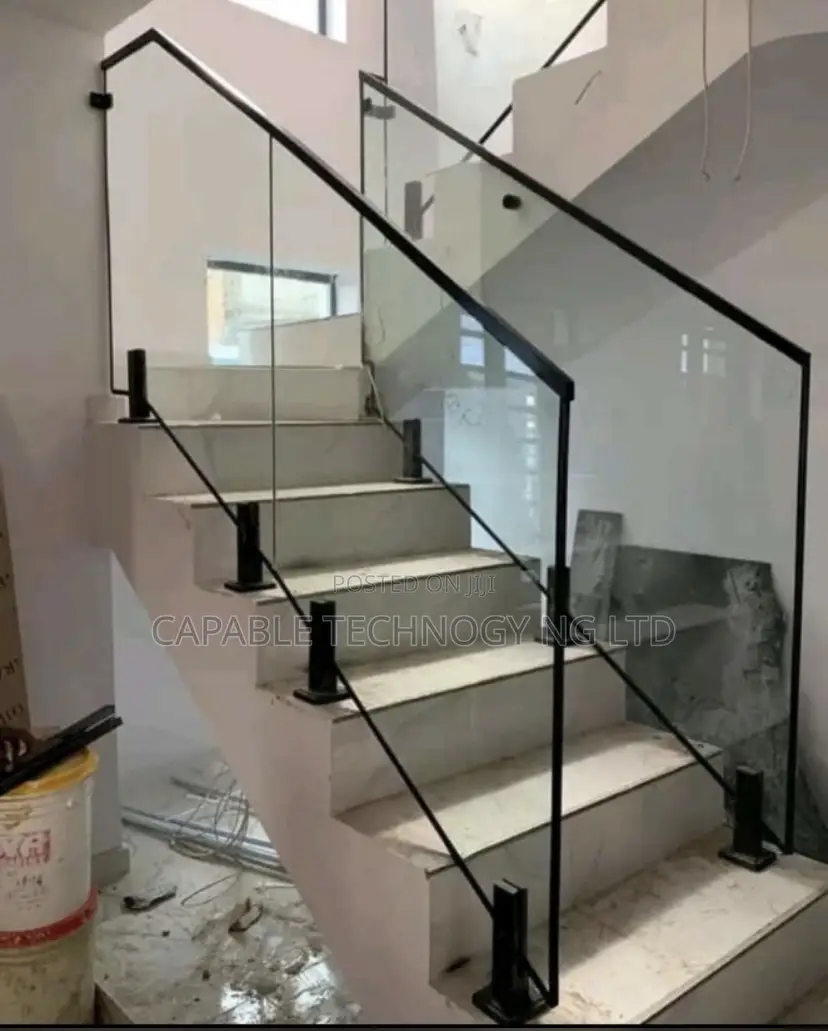 Standard Glass Staircase Handrails