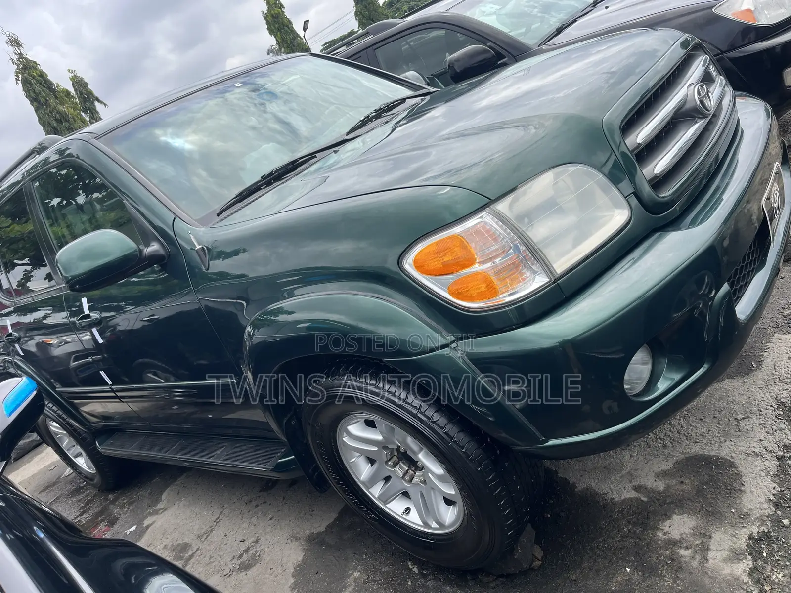 Toyota Sequoia 2004 Green