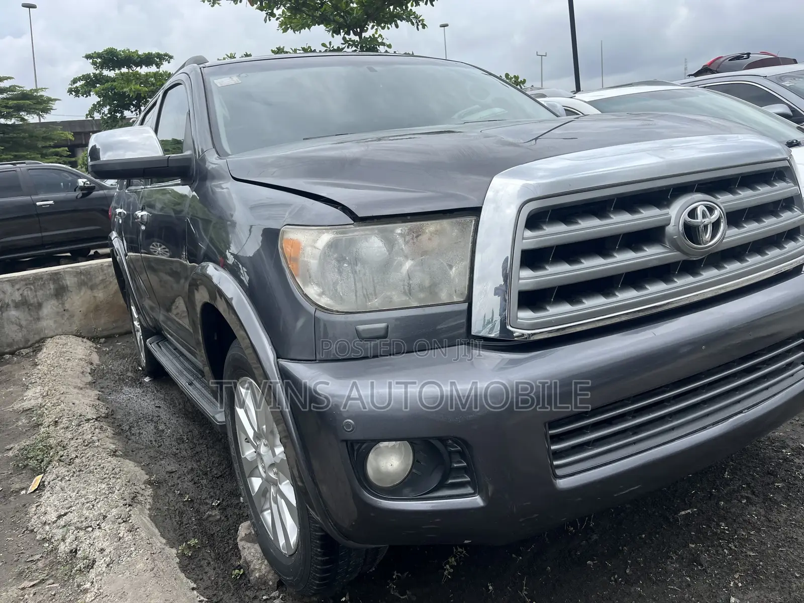 Toyota Sequoia 2014 Gray