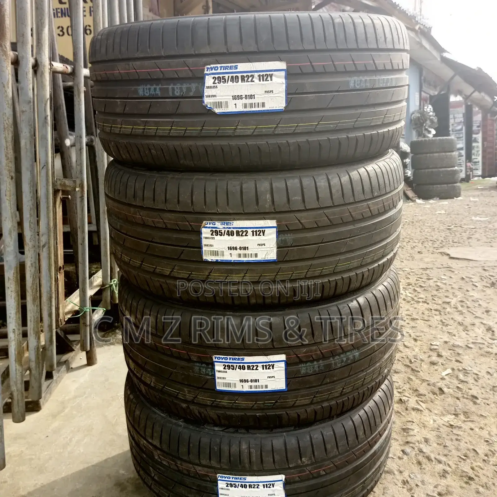 295/40r22 Toyo Tires