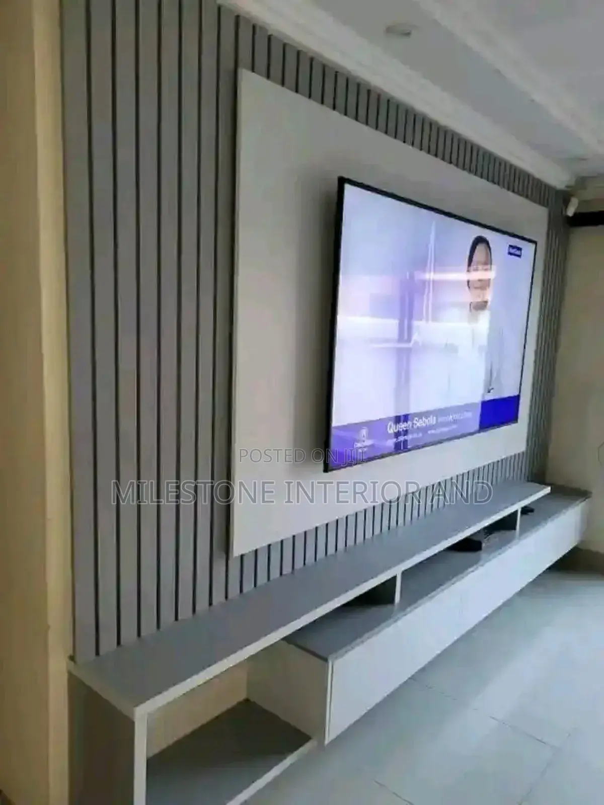 Tv Panel and Console With Suspended Console
