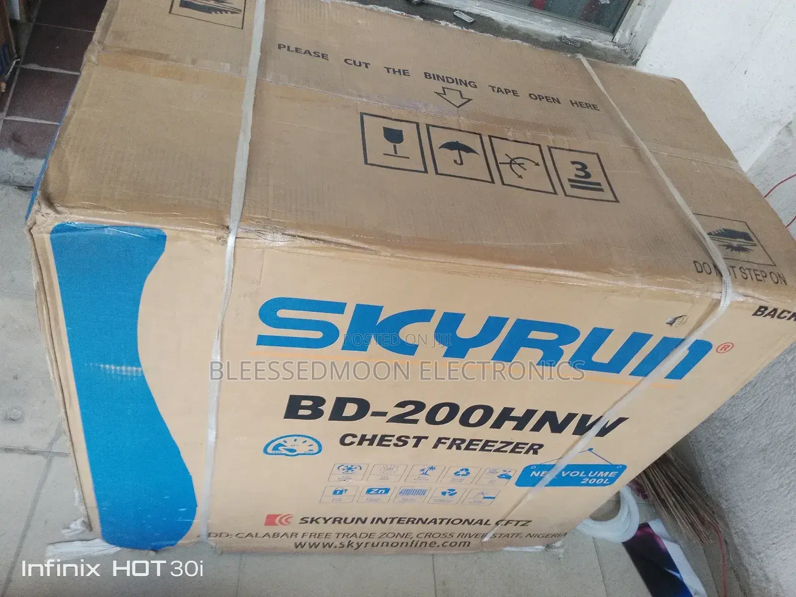 Skyrun Inverter Voltage Chest Freezer 200L 3 Years Warranty