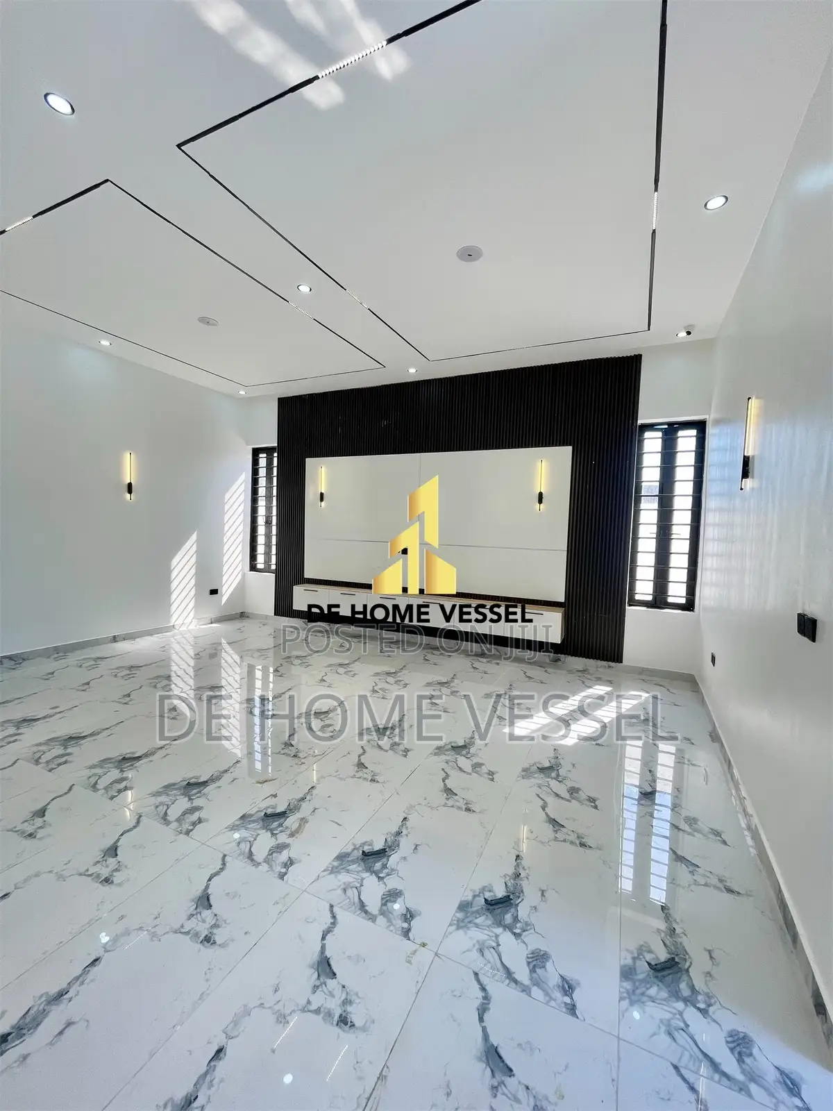 5bdrm Duplex in Ologolo for sale