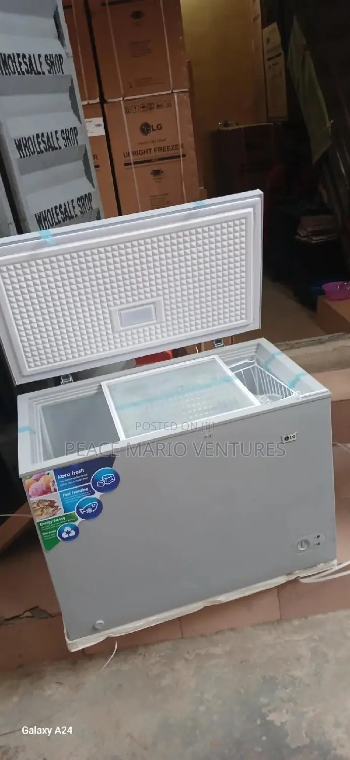 Lg Quality Deep Freezer 350litres With Transparent Glass.
