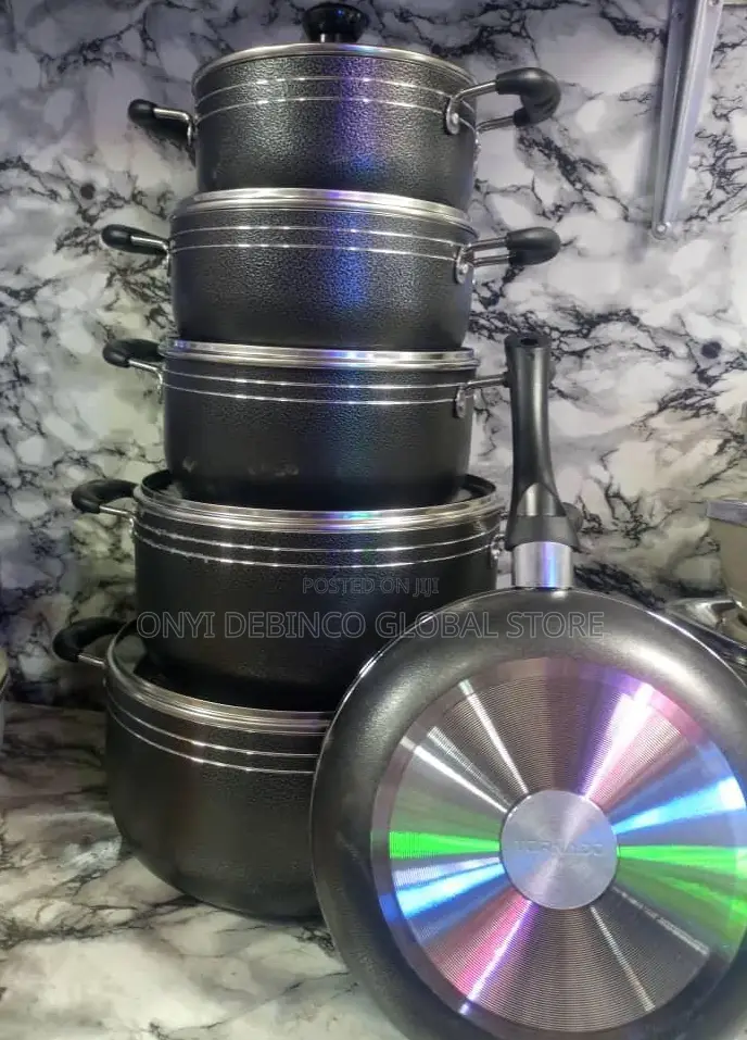 Quality Non Stick 4 Set of Pots With Fry Pan