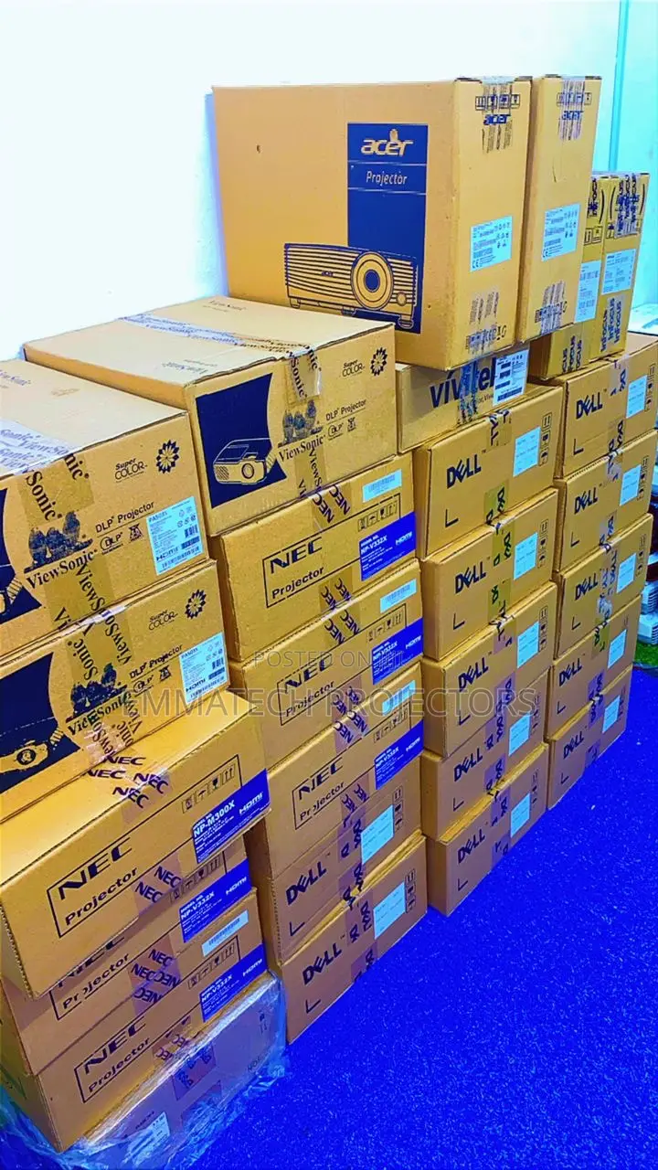 Brand New Projectors Lagos ,Abuja , Warri