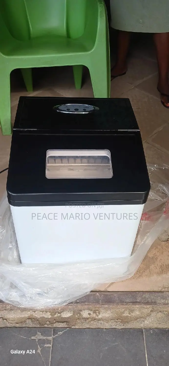 Ice Cube Industrial Quality Maker Produces 30-45 Ice Cubes