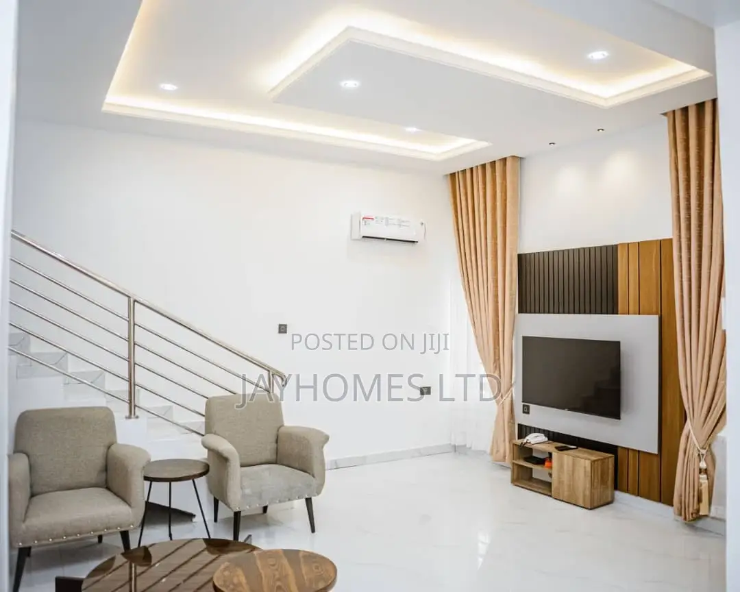Luxury 2 Bedroom Shortlet Apartment in Asaba for Booking