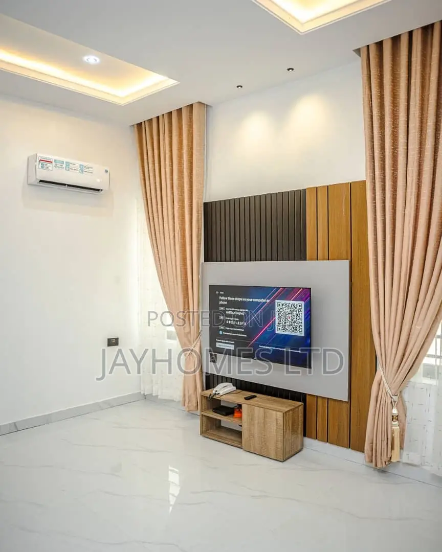 3 Bedroom Luxury Shortlet Apartment in Asaba for Booking
